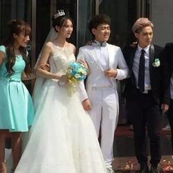 快男刘心结婚了 新娘Tina容颜艳丽