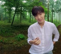 跟李敏镐去济州岛约会　伸手就能摸到的