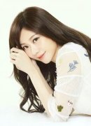 张景岚对镜飙舞狂扭美尻　甩发瞬间性感