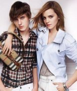与Emma Watson超似样！弟弟Alex是高帅模特儿