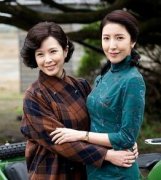 天心、杨谨华拿葱摩擦连俞涵　3辣女裸身