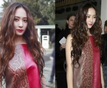 郑秀晶穿蟒蛇纹逼出仙气　男网友把持不