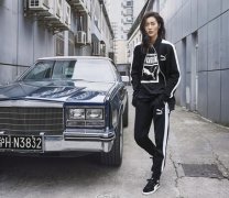 刘雯裸穿运动外套　甩开土味升华成性感