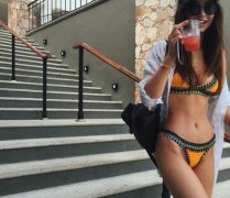 保罗沃克爱女满18岁了　晒比基尼靓照美