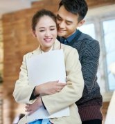 陈乔恩被王凯压墙上激吻！14种霸道吻法