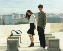 《蓝海》全智贤穿的鱼尾裙超强！翘臀、