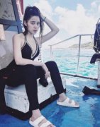 欧阳妮妮海边邪恶视角超犯规　一字领上