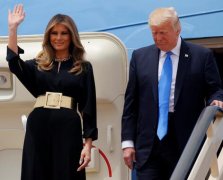 川普老婆访沙国走保守路线　未戴头巾打