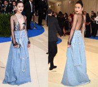 刘雯、卡拉露胸到肚脐　仍输吉赛儿背后