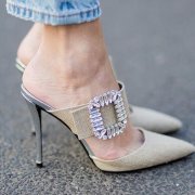 <b>一穿就行得！今季必抢Barbie祼跟鞋</b>