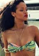 终于脱下棉袄 这么美的身体配饰不来一件